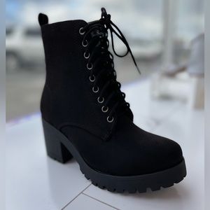 Black lace up boots
